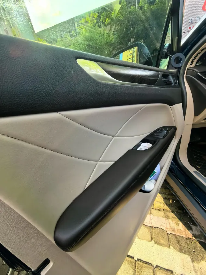 2019 Lincoln MKC 2.0T 203HP L4 6AT,autocango,china used car exporter,china ev exporter,chinese used car exporter,chinese used ev exporter