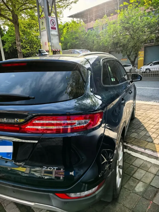 2019 Lincoln MKC 2.0T 203HP L4 6AT,autocango,china used car exporter,china ev exporter,chinese used car exporter,chinese used ev exporter