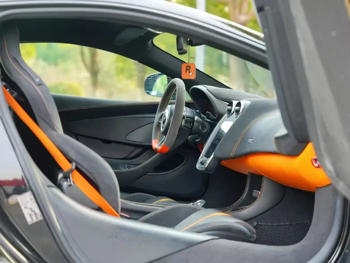 2015 McLaren 570 3.8T 570HP V8 7DCT,autocango,china used car exporter,china ev exporter,chinese used car exporter,chinese used ev exporter