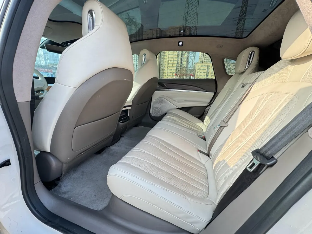 2022 IM L7 BEV 90KWH,autocango,china used car exporter,china ev exporter,chinese used car exporter,chinese used ev exporter