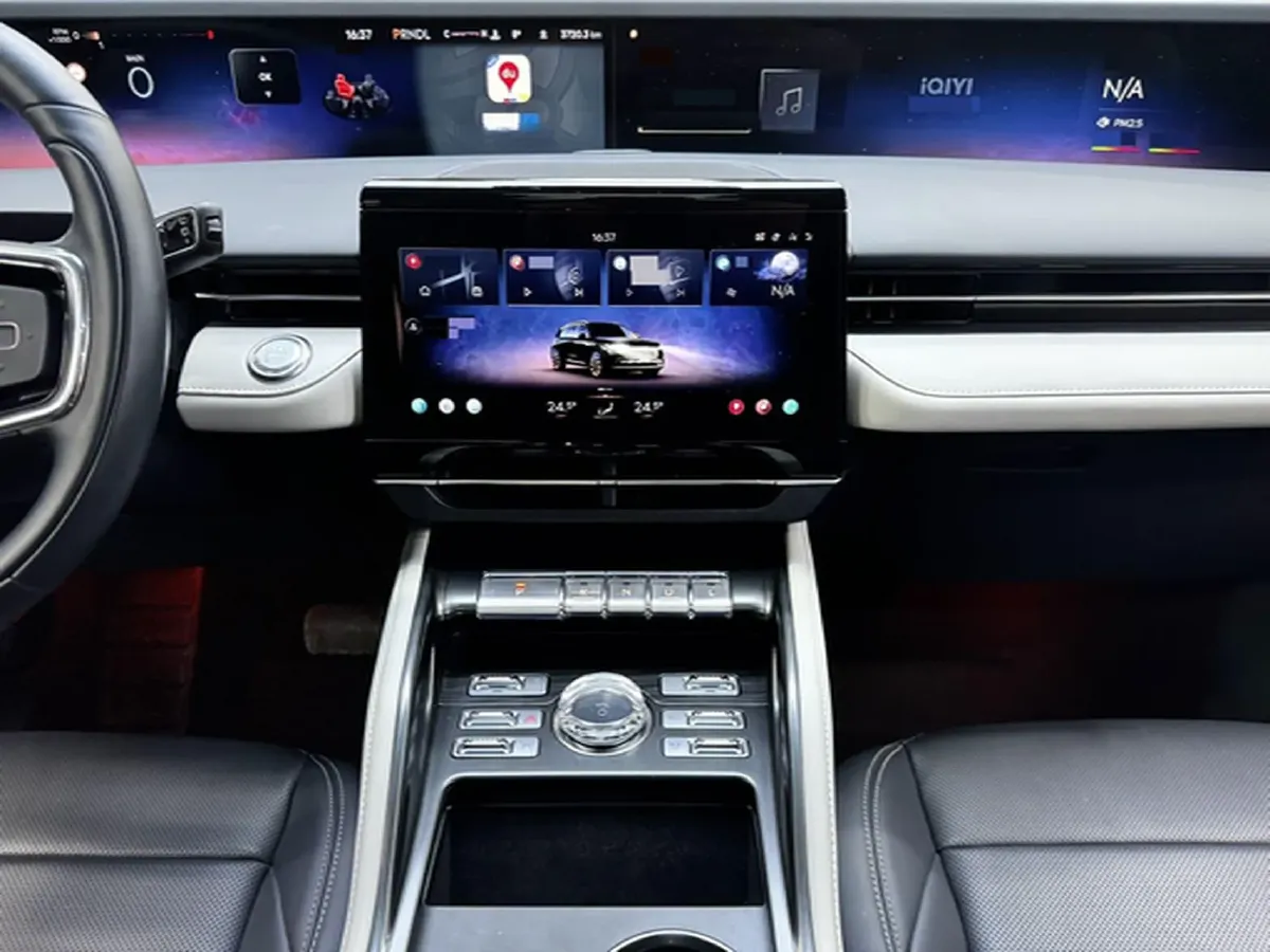 2025 Lincoln Nautilus 2.0T 261HP L4 8AT,autocango,china used car exporter,china ev exporter,chinese used car exporter,chinese used ev exporter