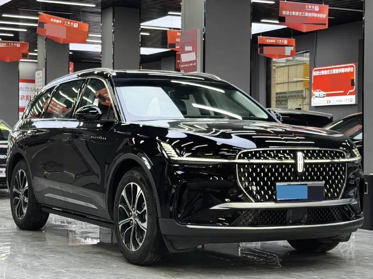 2025 Lincoln Nautilus 2.0T 261HP L4 8AT,autocango,china used car exporter,china ev exporter,chinese used car exporter,chinese used ev exporter