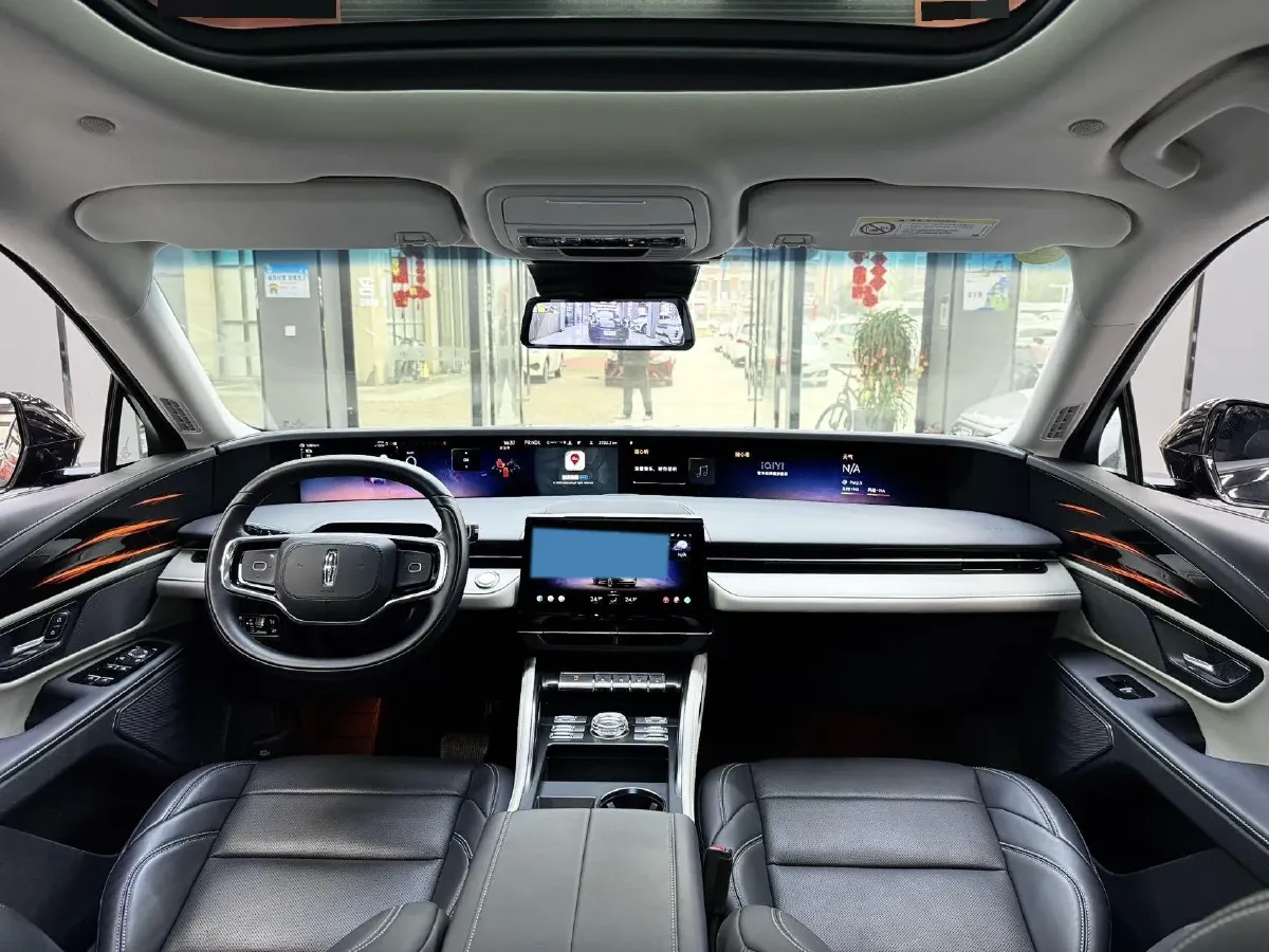 2025 Lincoln Nautilus 2.0T 261HP L4 8AT,autocango,china used car exporter,china ev exporter,chinese used car exporter,chinese used ev exporter