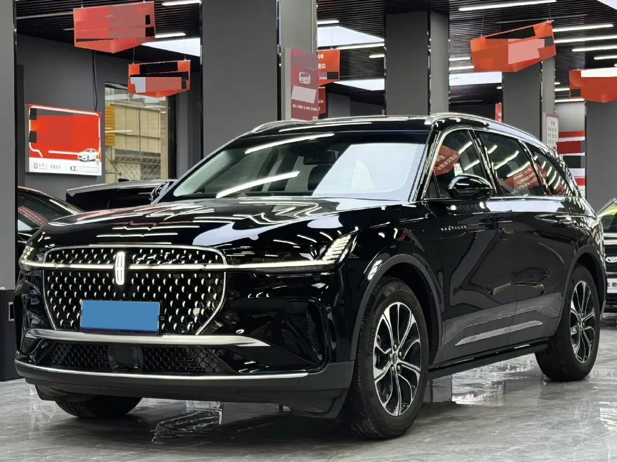 2025 Lincoln Nautilus 2.0T 261HP L4 8AT,autocango,china used car exporter,china ev exporter,chinese used car exporter,chinese used ev exporter