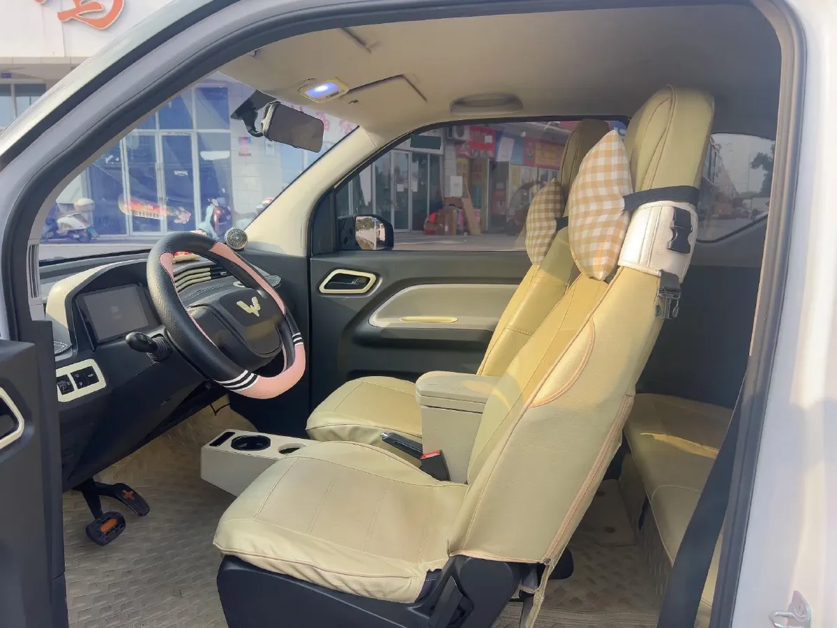 2021 WuLing HongGuang MINI EV BEV 9.3KWH,autocango,china used car exporter,china ev exporter,chinese used car exporter,chinese used ev exporter