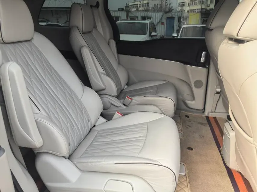 2022 Buick GL8 2.0T 237HP L4 9AT,autocango,china used car exporter,china ev exporter,chinese used car exporter,chinese used ev exporter