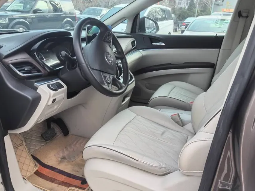 2022 Buick GL8 2.0T 237HP L4 9AT,autocango,china used car exporter,china ev exporter,chinese used car exporter,chinese used ev exporter