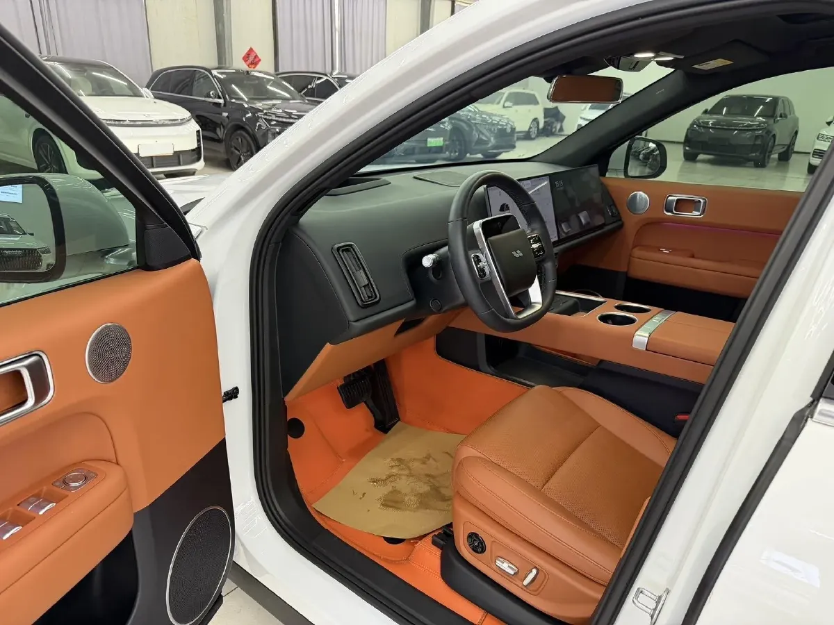 2024 Li L6 Range Extended 154HP L4 REEV 36.8KWH,autocango,china used car exporter,china ev exporter,chinese used car exporter,chinese used ev exporter