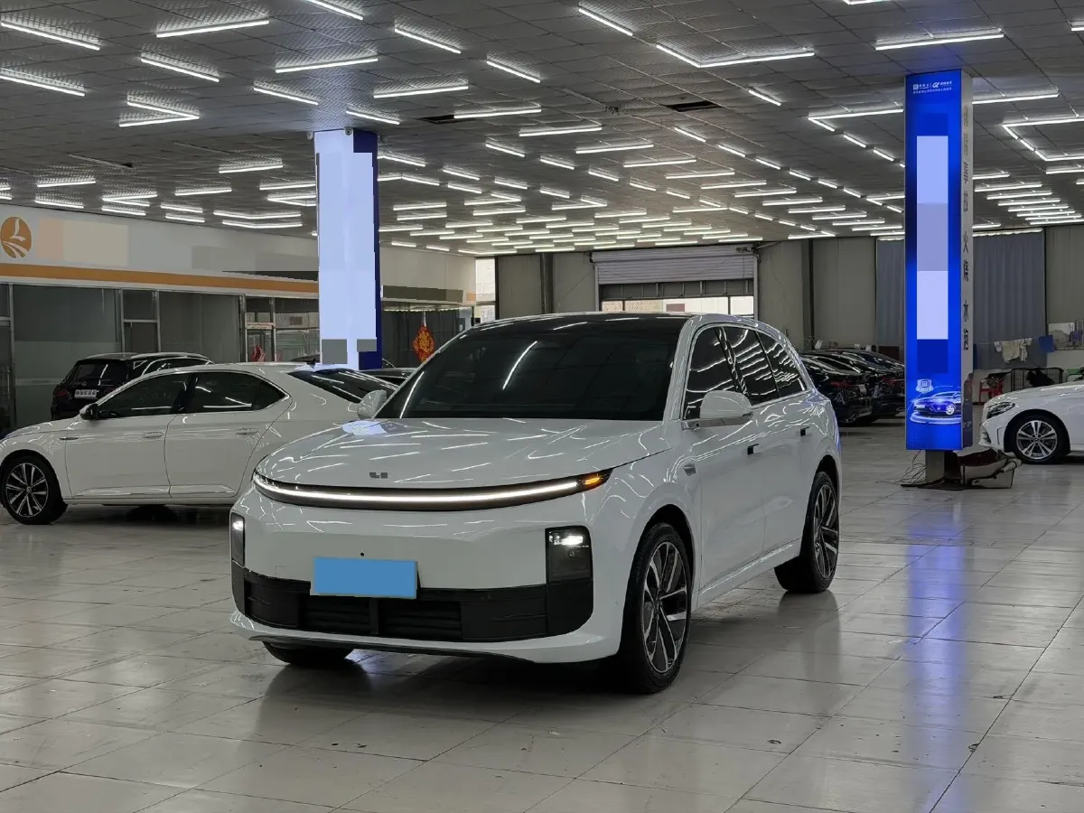 2024 Li L6 Range Extended 154HP L4 REEV 36.8KWH,autocango,china used car exporter,china ev exporter,chinese used car exporter,chinese used ev exporter