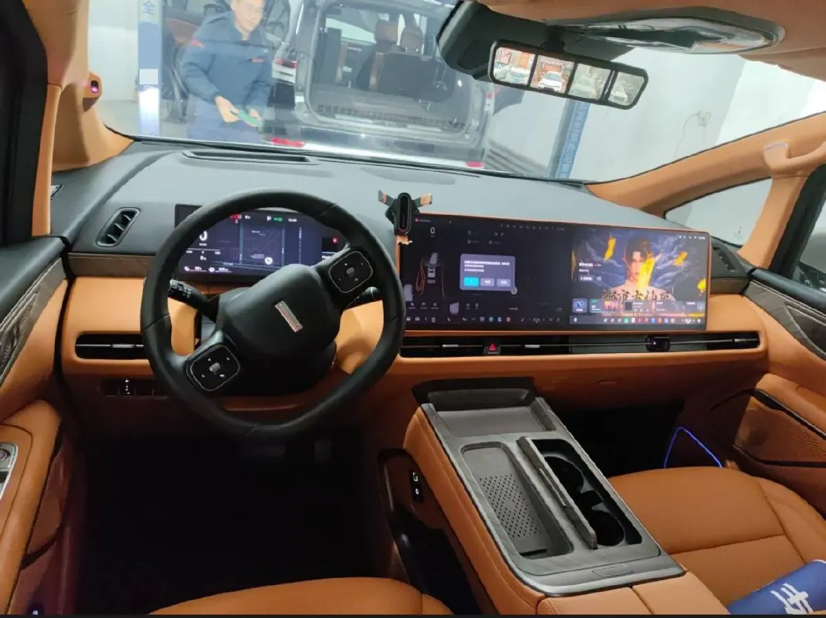 2025 WEY HighMountain 1.5T 170HP L4 4DHT PHEV,autocango,china used car exporter,china ev exporter,chinese used car exporter,chinese used ev exporter