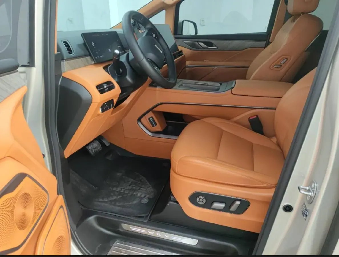 2025 WEY HighMountain 1.5T 170HP L4 4DHT PHEV,autocango,china used car exporter,china ev exporter,chinese used car exporter,chinese used ev exporter