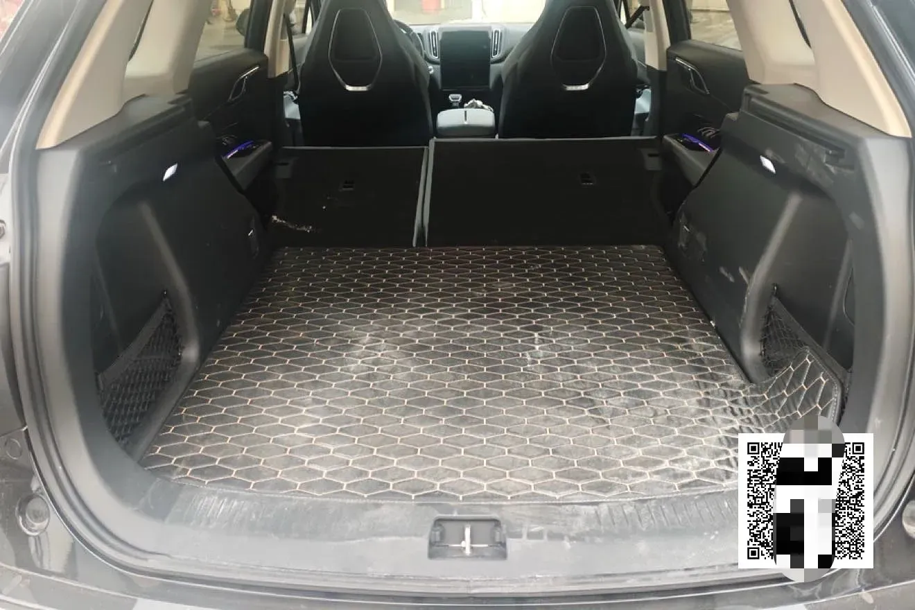 2024 HongQi HS3 1.5T 169HP L4 1DHT PHEV 18.4KWH,autocango,china used car exporter,china ev exporter,chinese used car exporter,chinese used ev exporter