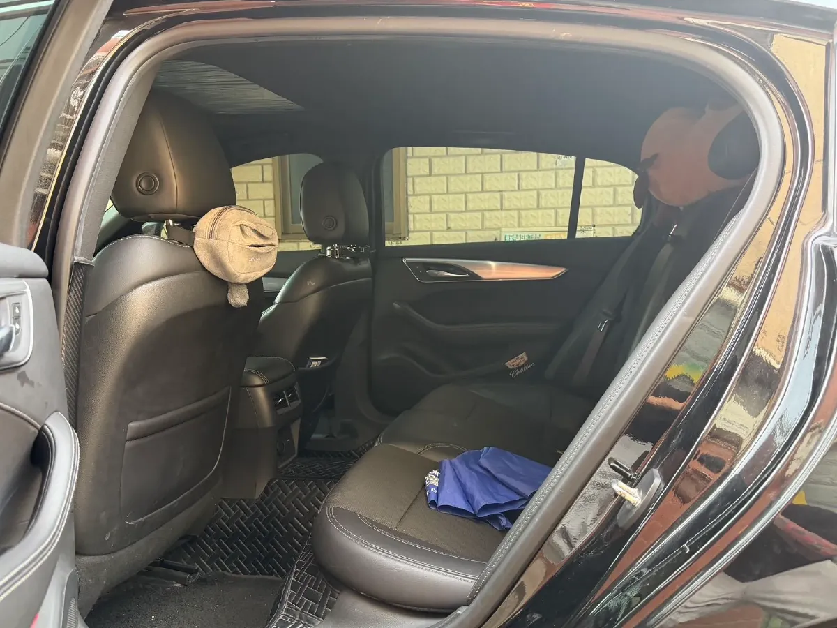 2022 Cadillac CT5 2.0T 237HP L4 10AT,autocango,china used car exporter,china ev exporter,chinese used car exporter,chinese used ev exporter