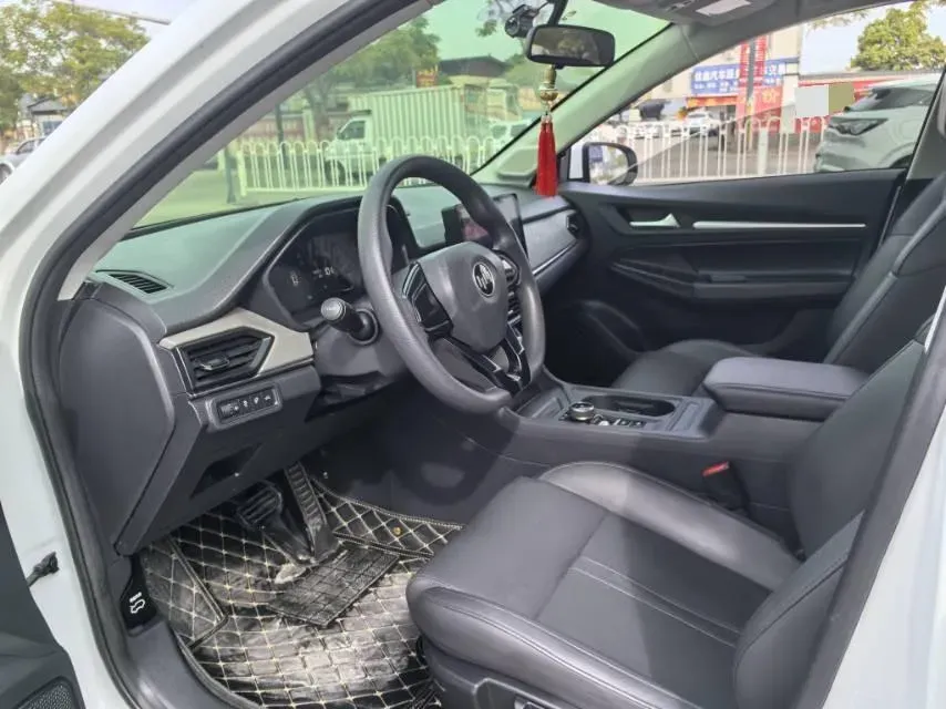 2021 Weltmeister E.5 BEV 49.92KWH,autocango,china used car exporter,china ev exporter,chinese used car exporter,chinese used ev exporter