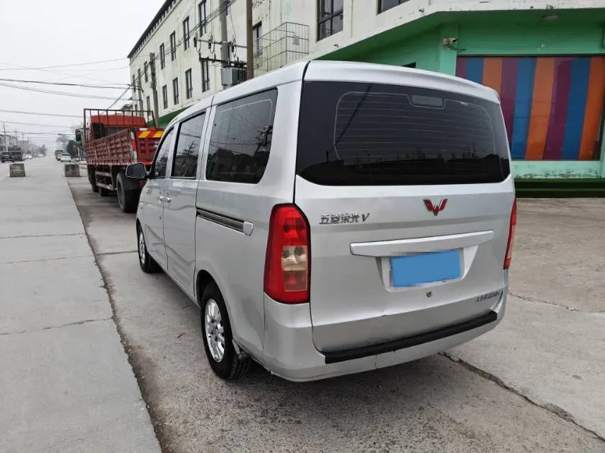 2019 WuLing RongGuang V 1.5L 99HP L4 6MT,autocango,china used car exporter,china ev exporter,chinese used car exporter,chinese used ev exporter