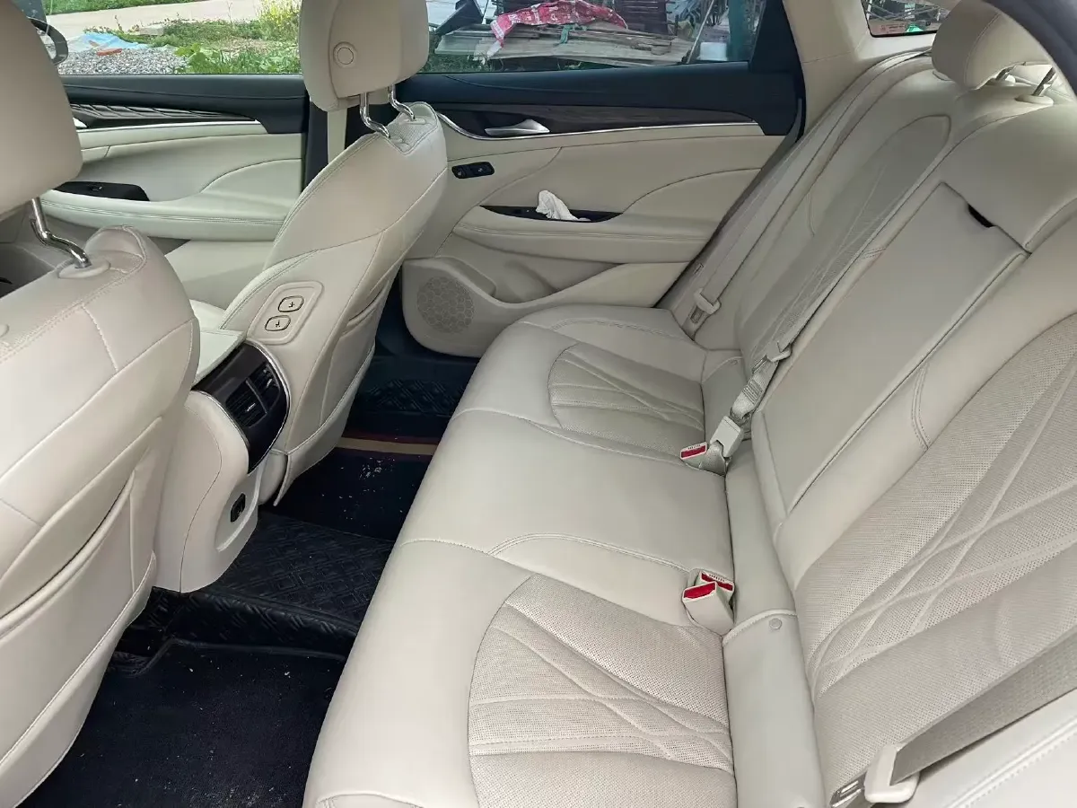 2021 Buick Larcosse 2.0T 237HP L4 9AT,autocango,china used car exporter,china ev exporter,chinese used car exporter,chinese used ev exporter