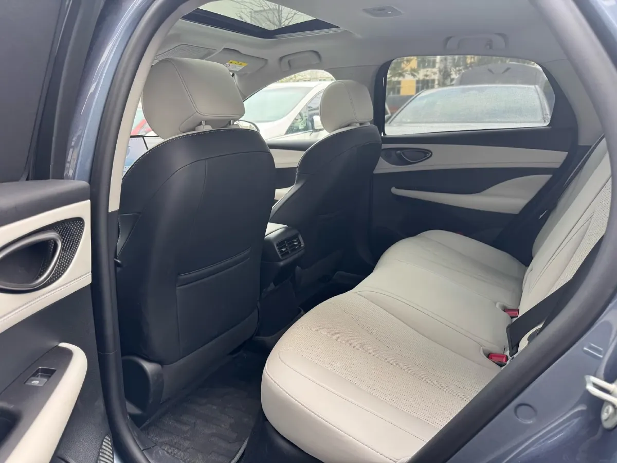 2025 BYD Seal05 DM-i 1.5L 101HP L4 E-CVT PHEV 15.87KWH,autocango,china used car exporter,china ev exporter,chinese used car exporter,chinese used ev exporter