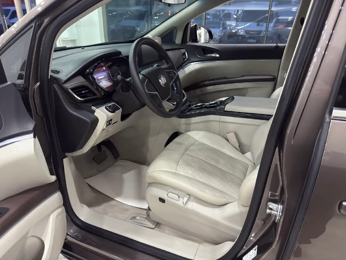 2023 Buick GL8 2.0T 237HP L4 9AT,autocango,china used car exporter,china ev exporter,chinese used car exporter,chinese used ev exporter