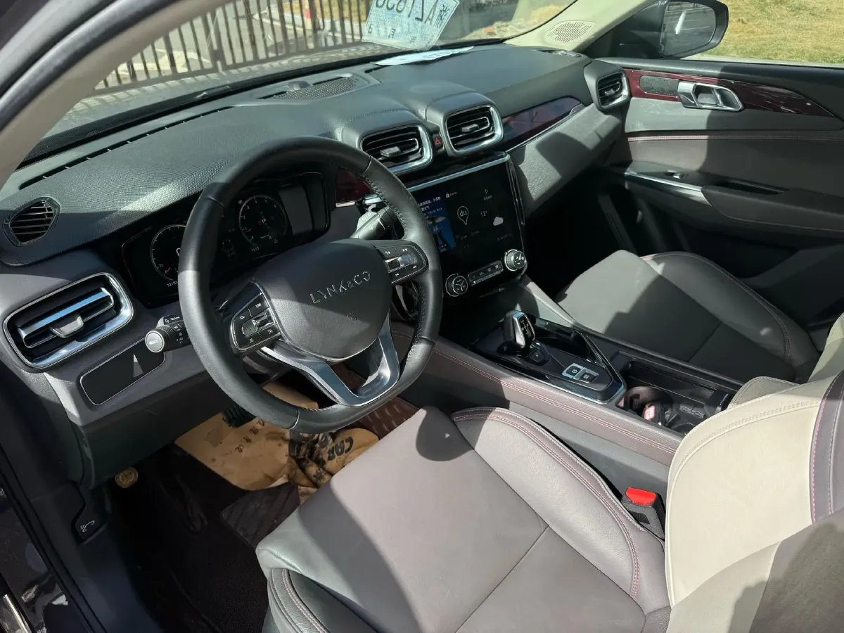 2019 LYNK&CO 02 2.0T 190HP L4 6AT,autocango,china used car exporter,china ev exporter,chinese used car exporter,chinese used ev exporter