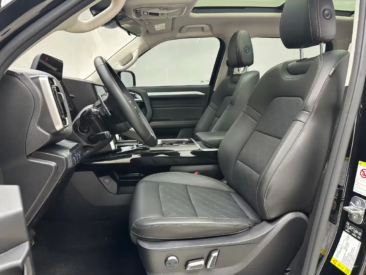 2022 Haval Dargo 1.5T 184HP L4 7DCT,autocango,china used car exporter,china ev exporter,chinese used car exporter,chinese used ev exporter