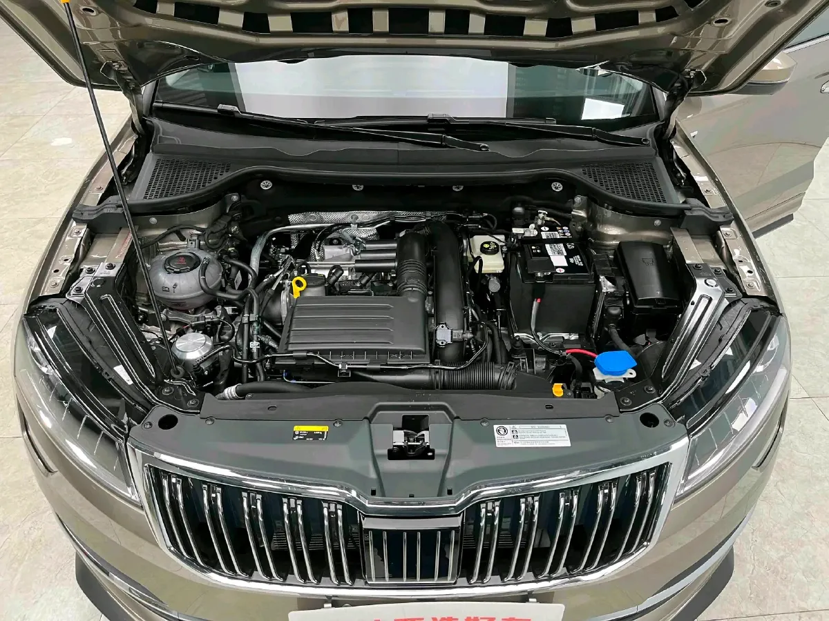 2025 Skoda Karoq 1.4T 150HP L4 7DCT,autocango,china used car exporter,china ev exporter,chinese used car exporter,chinese used ev exporter