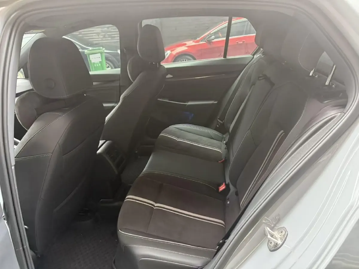 2023 Volkswagen Golf 1.4T 150HP L4 7DCT,autocango,china used car exporter,china ev exporter,chinese used car exporter,chinese used ev exporter