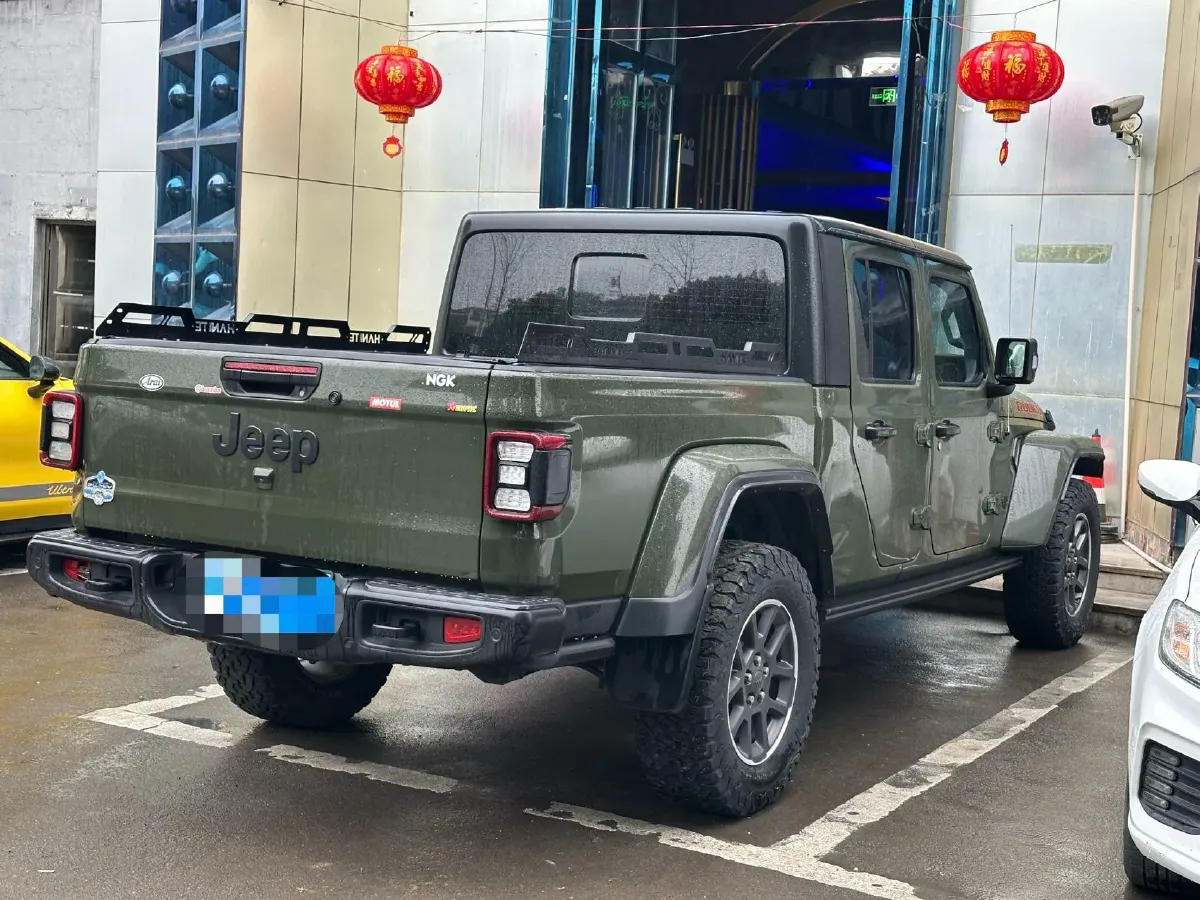 2022 Jeep Gladiator 3.6L 284HP V6 8AT,autocango,china used car exporter,china ev exporter,chinese used car exporter,chinese used ev exporter