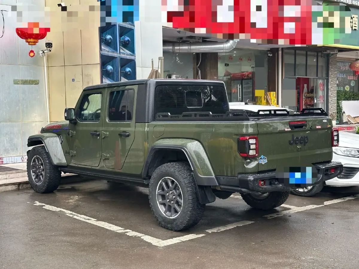 2022 Jeep Gladiator 3.6L 284HP V6 8AT,autocango,china used car exporter,china ev exporter,chinese used car exporter,chinese used ev exporter