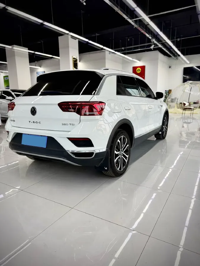 2022 Volkswagen T-Roc 1.4T 150HP L4 7DCT,autocango,china used car exporter,china ev exporter,chinese used car exporter,chinese used ev exporter