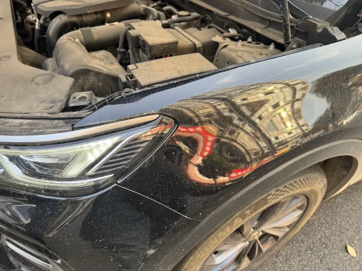 2025 HongQi HS5 2.0T 252HP L4 8AT,autocango,china used car exporter,china ev exporter,chinese used car exporter,chinese used ev exporter