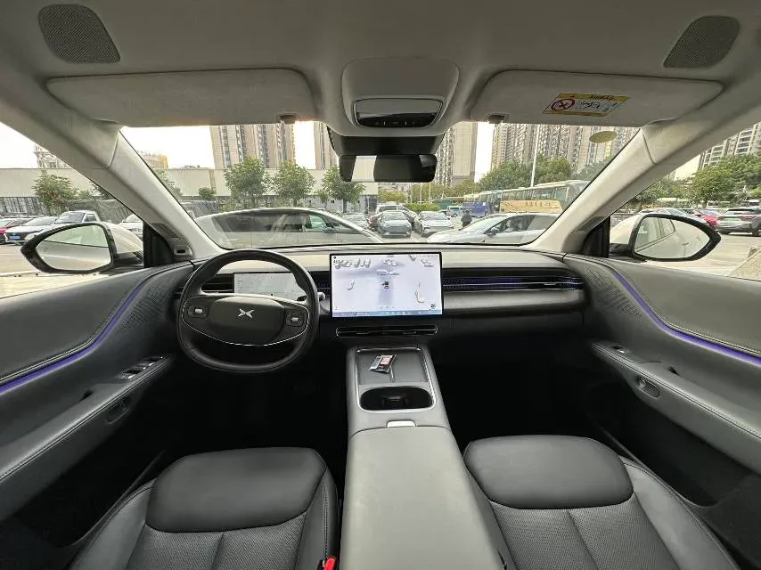 2025 Xpeng G6 BEV 68.5KWH,autocango,china used car exporter,china ev exporter,chinese used car exporter,chinese used ev exporter