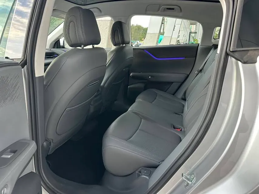 2025 Xpeng G6 BEV 68.5KWH,autocango,china used car exporter,china ev exporter,chinese used car exporter,chinese used ev exporter