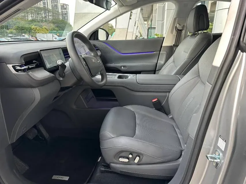 2025 Xpeng G6 BEV 68.5KWH,autocango,china used car exporter,china ev exporter,chinese used car exporter,chinese used ev exporter