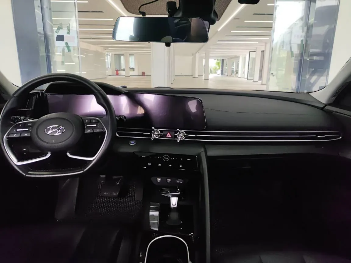 2021 Hyundai Elantra 1.5L 115HP L4 CVT,autocango,china used car exporter,china ev exporter,chinese used car exporter,chinese used ev exporter