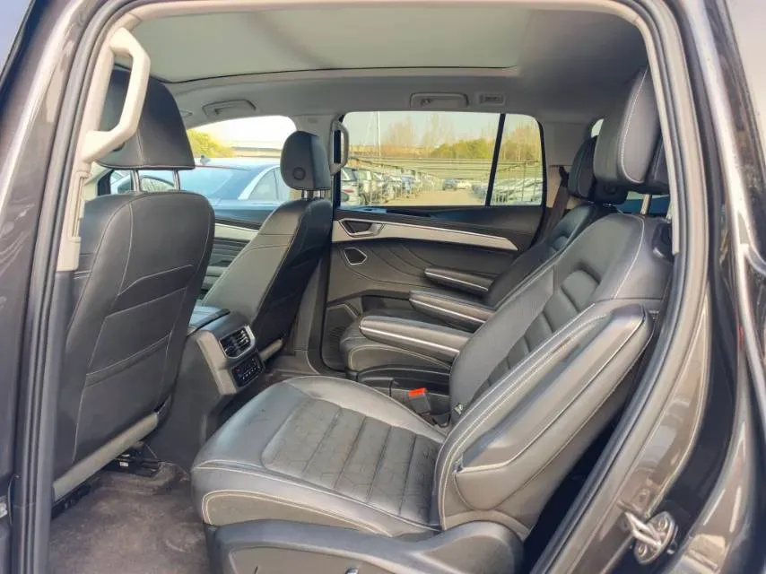 2022 Volkswagen Talagon 2.0T 220HP L4 7DCT,autocango,china used car exporter,china ev exporter,chinese used car exporter,chinese used ev exporter