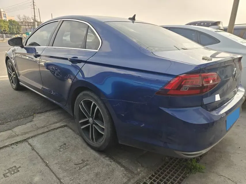 2019 Volkswagen Passat 1.4T 150HP L4 7DCT,autocango,china used car exporter,china ev exporter,chinese used car exporter,chinese used ev exporter