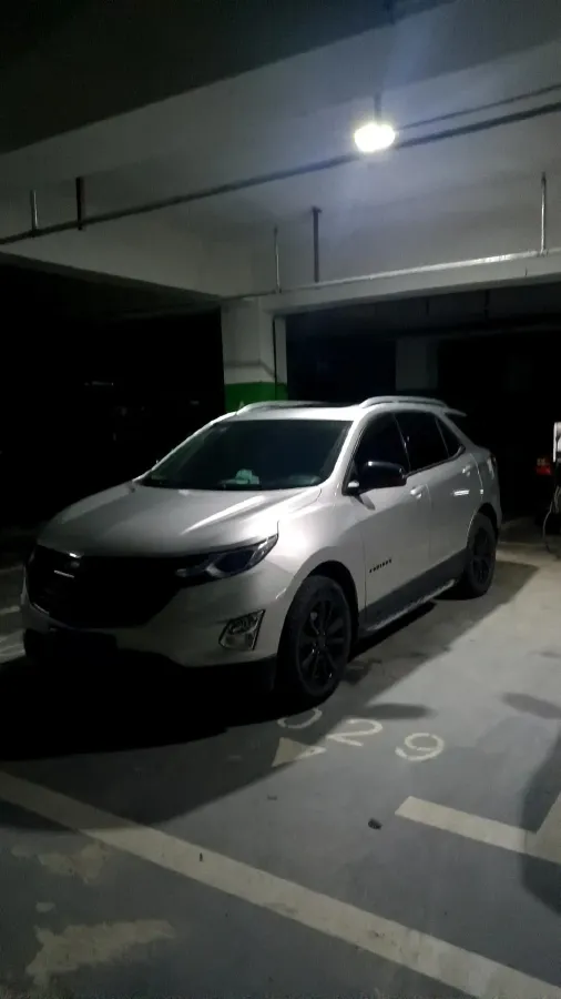 2019 Chevrolet Equinox 2.0T 260HP L4 9AT,autocango,china used car exporter,china ev exporter,chinese used car exporter,chinese used ev exporter