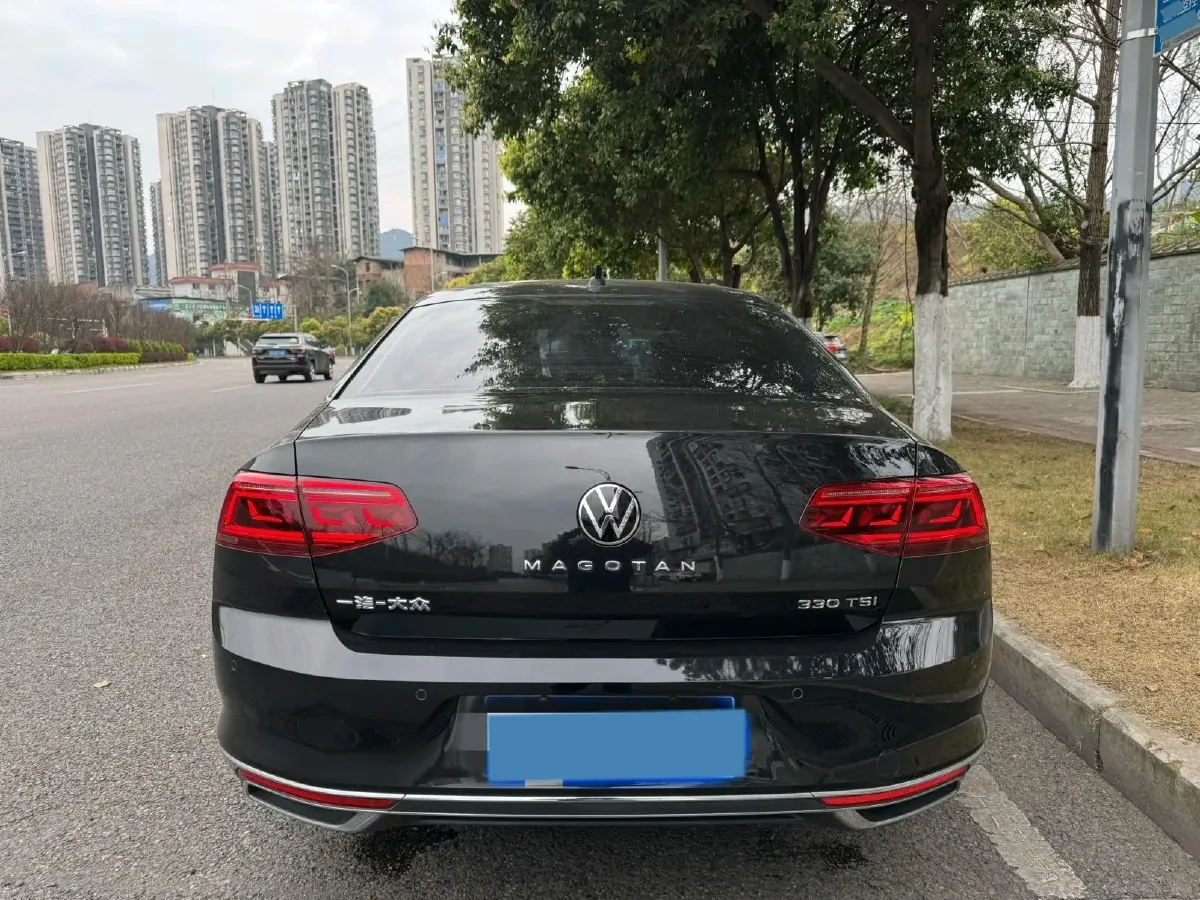 2020 Volkswagen Magotan 2.0T 186HP L4 7DCT,autocango,china used car exporter,china ev exporter,chinese used car exporter,chinese used ev exporter