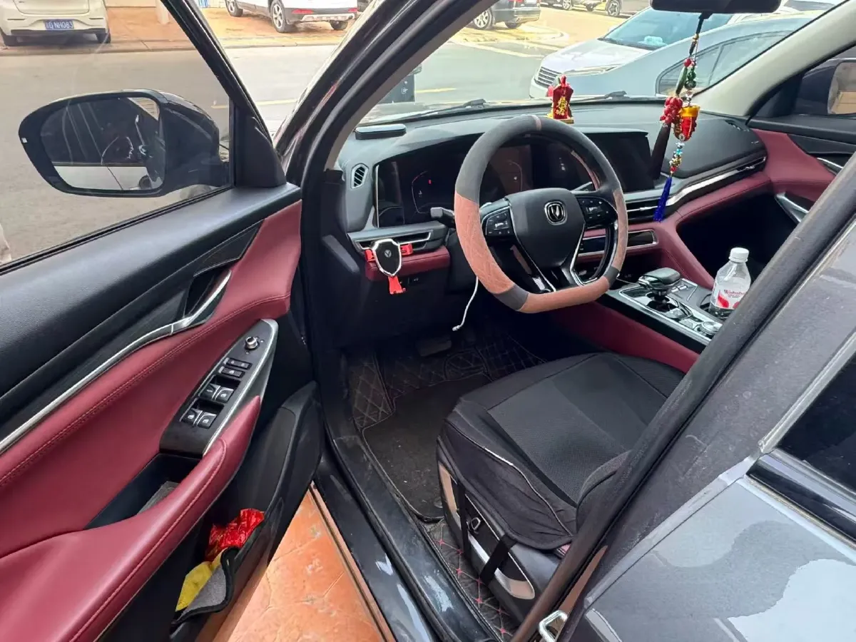 2022 ChangAn CS75 Plus 2.0T 233HP L4 8AT,autocango,china used car exporter,china ev exporter,chinese used car exporter,chinese used ev exporter