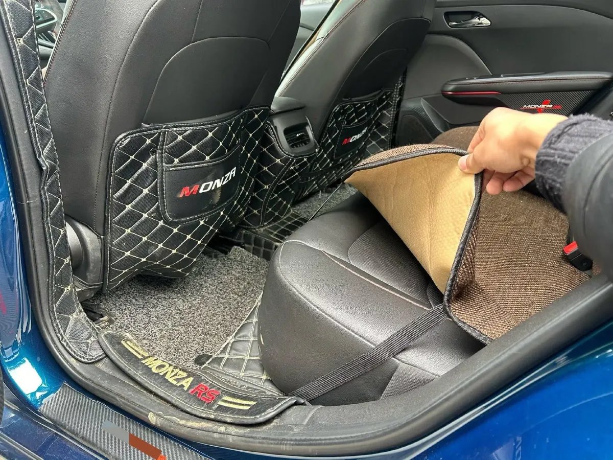 2020 Chevrolet Monza 1.3T 163HP L3 6AT,autocango,china used car exporter,china ev exporter,chinese used car exporter,chinese used ev exporter