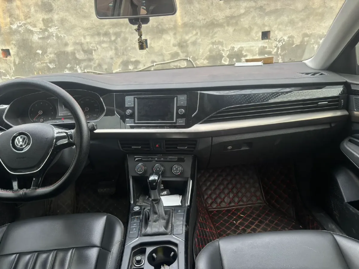 2019 Chevrolet Equinox 1.5T 180HP L4 6AT,autocango,china used car exporter,china ev exporter,chinese used car exporter,chinese used ev exporter