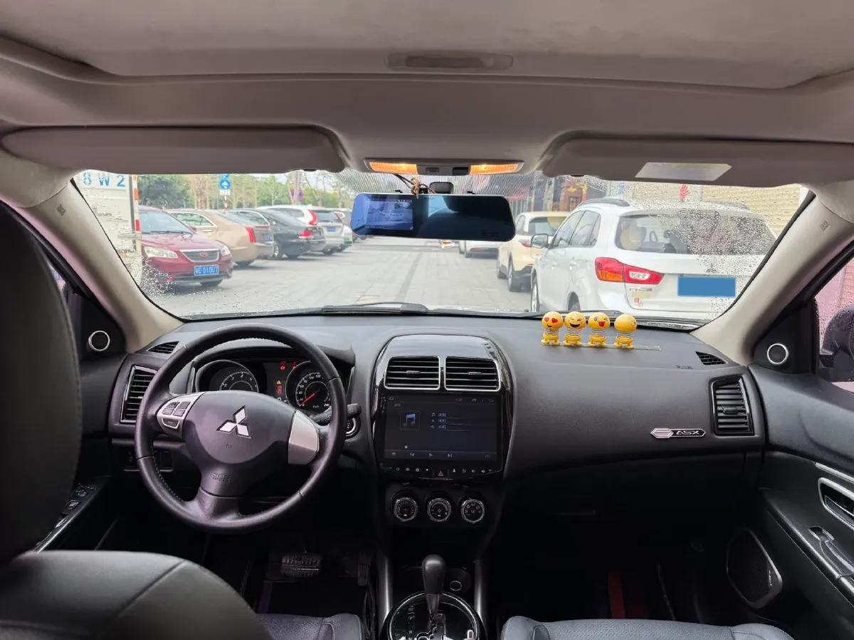 2019 Mitsubishi Eclipse Cross 1.5T 170HP L4 CVT,autocango,china used car exporter,china ev exporter,chinese used car exporter,chinese used ev exporter