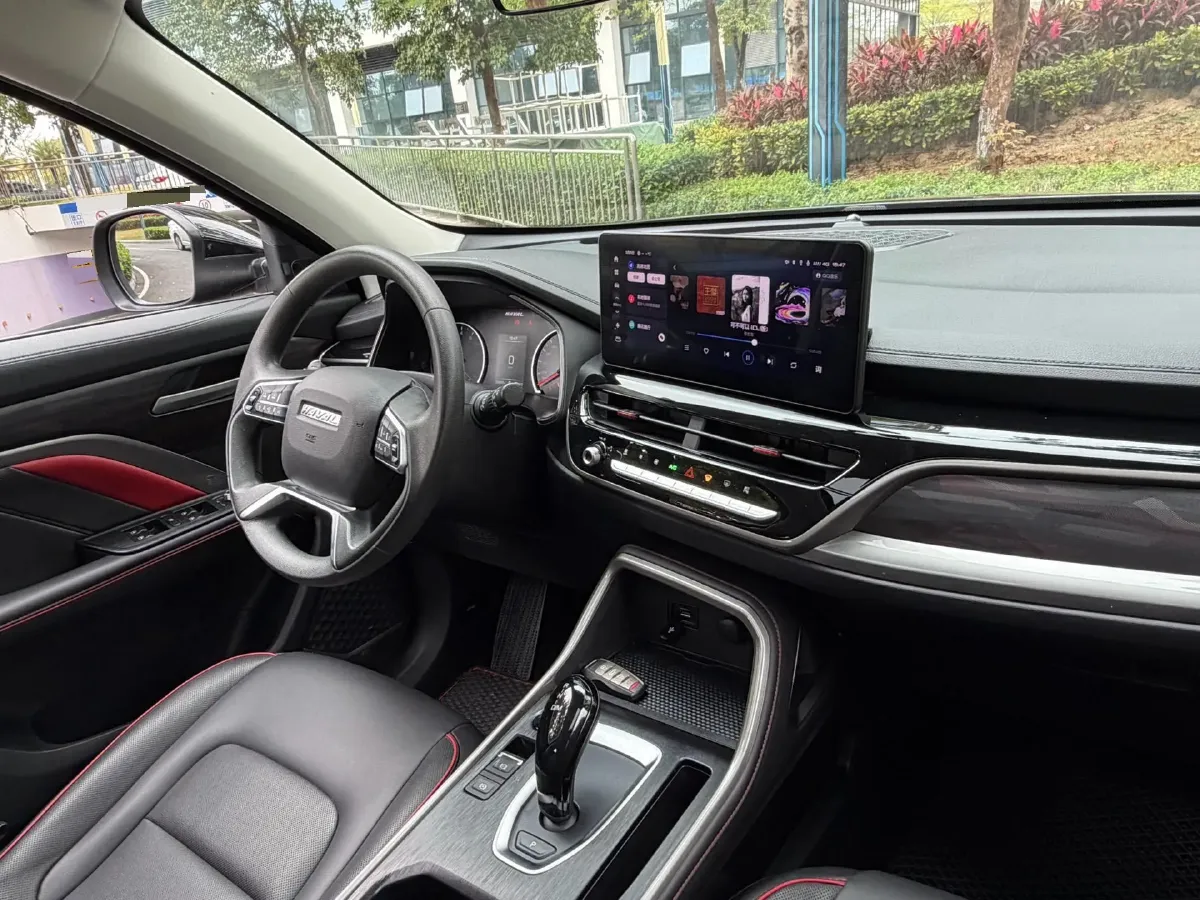 2023 Haval H6 1.5T 150HP L4 7DCT,autocango,china used car exporter,china ev exporter,chinese used car exporter,chinese used ev exporter