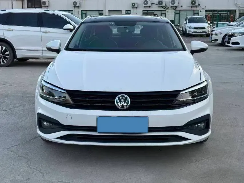 2019 Volkswagen T-Cross 1.4T 150HP L4 7DCT,autocango,china used car exporter,china ev exporter,chinese used car exporter,chinese used ev exporter