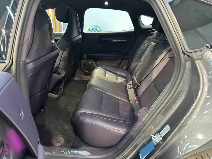 2025 Avatr 06 REEV 156HP REEV,autocango,china used car exporter,china ev exporter,chinese used car exporter,chinese used ev exporter