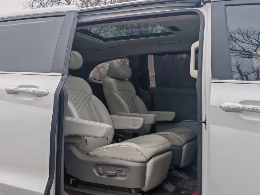 2021 Hyundai Custo 2.0T 236HP L4 8AT,autocango,china used car exporter,china ev exporter,chinese used car exporter,chinese used ev exporter