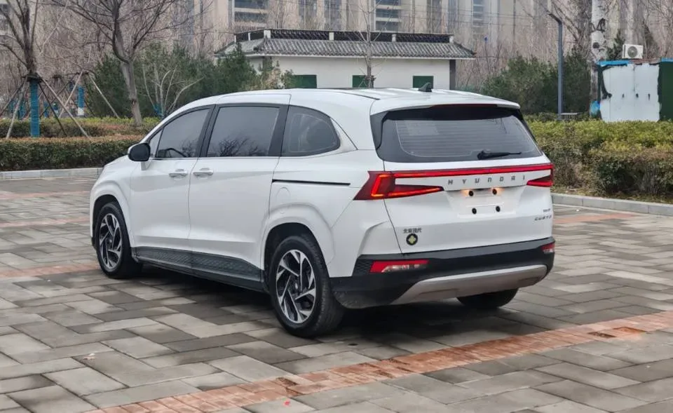 2021 Hyundai Custo 2.0T 236HP L4 8AT,autocango,china used car exporter,china ev exporter,chinese used car exporter,chinese used ev exporter