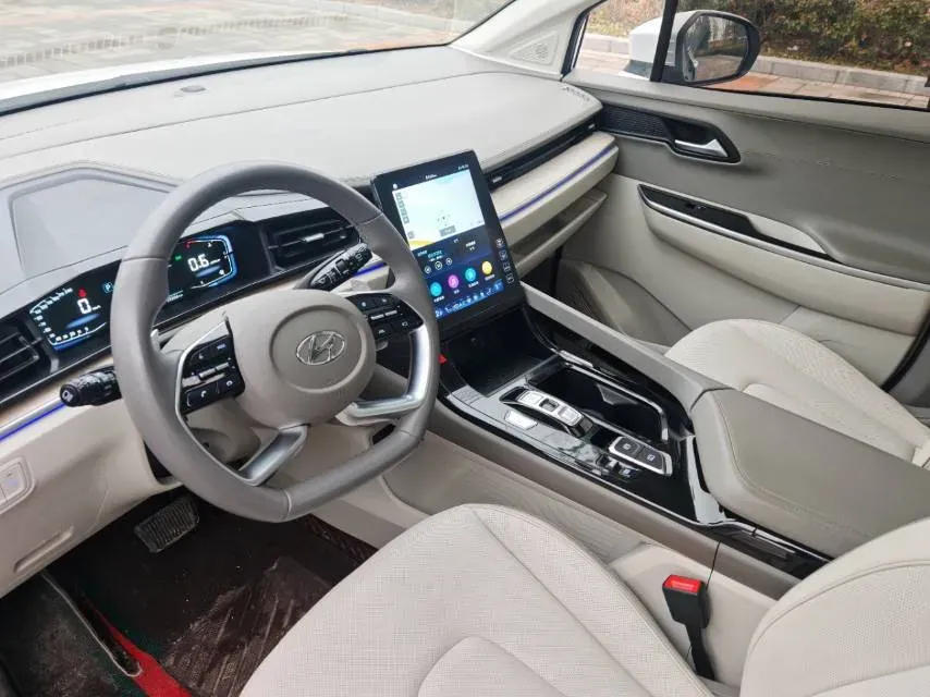 2021 Hyundai Custo 2.0T 236HP L4 8AT,autocango,china used car exporter,china ev exporter,chinese used car exporter,chinese used ev exporter