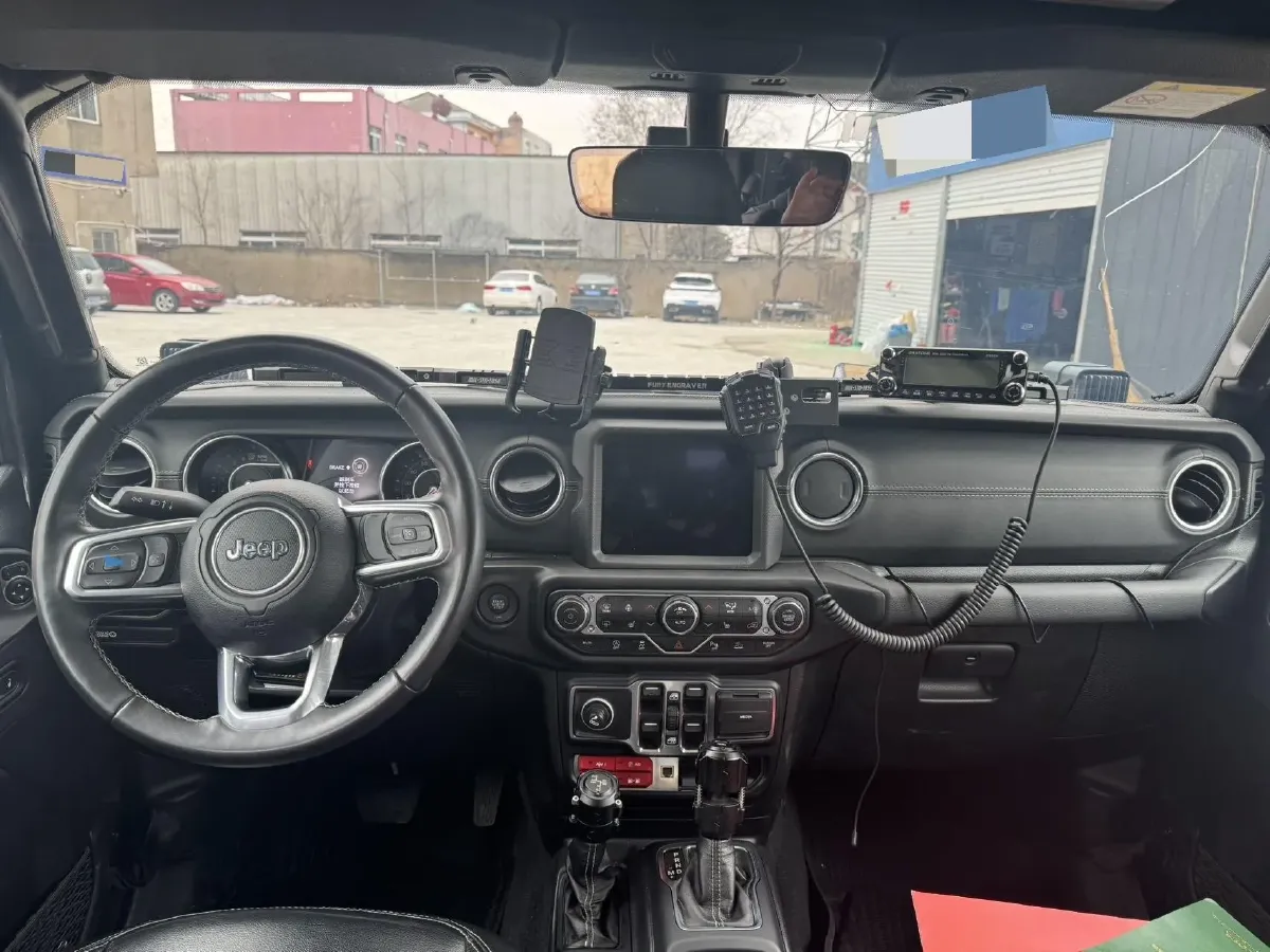 2022 Jeep Gladiator 3.6L 284HP V6 8AT,autocango,china used car exporter,china ev exporter,chinese used car exporter,chinese used ev exporter