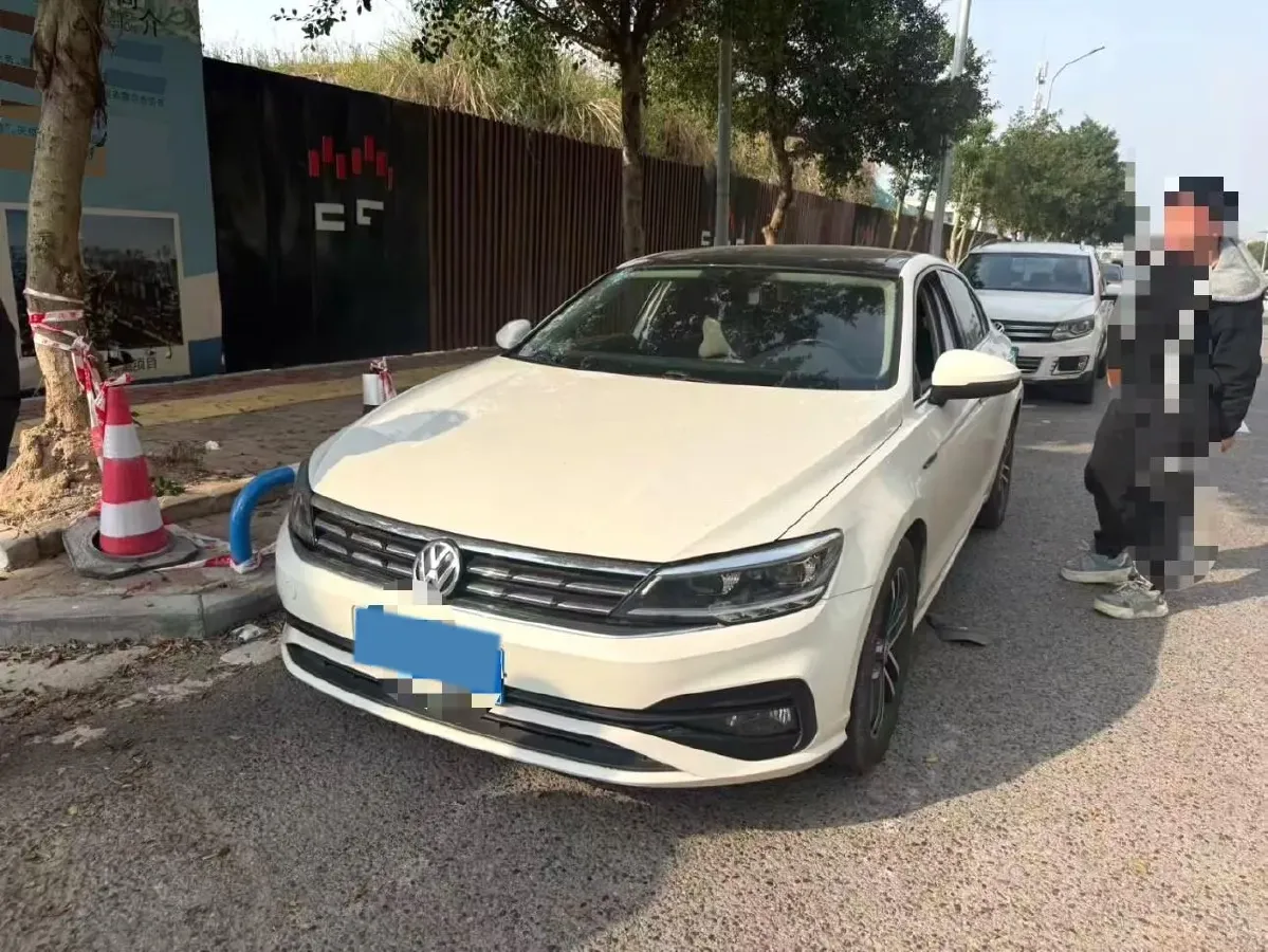 2019 Volkswagen Passat 1.4T 150HP L4 7DCT,autocango,china used car exporter,china ev exporter,chinese used car exporter,chinese used ev exporter